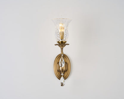 Complete supplier real photograph of the Vitrelaine one-light wall sconce with wall plate