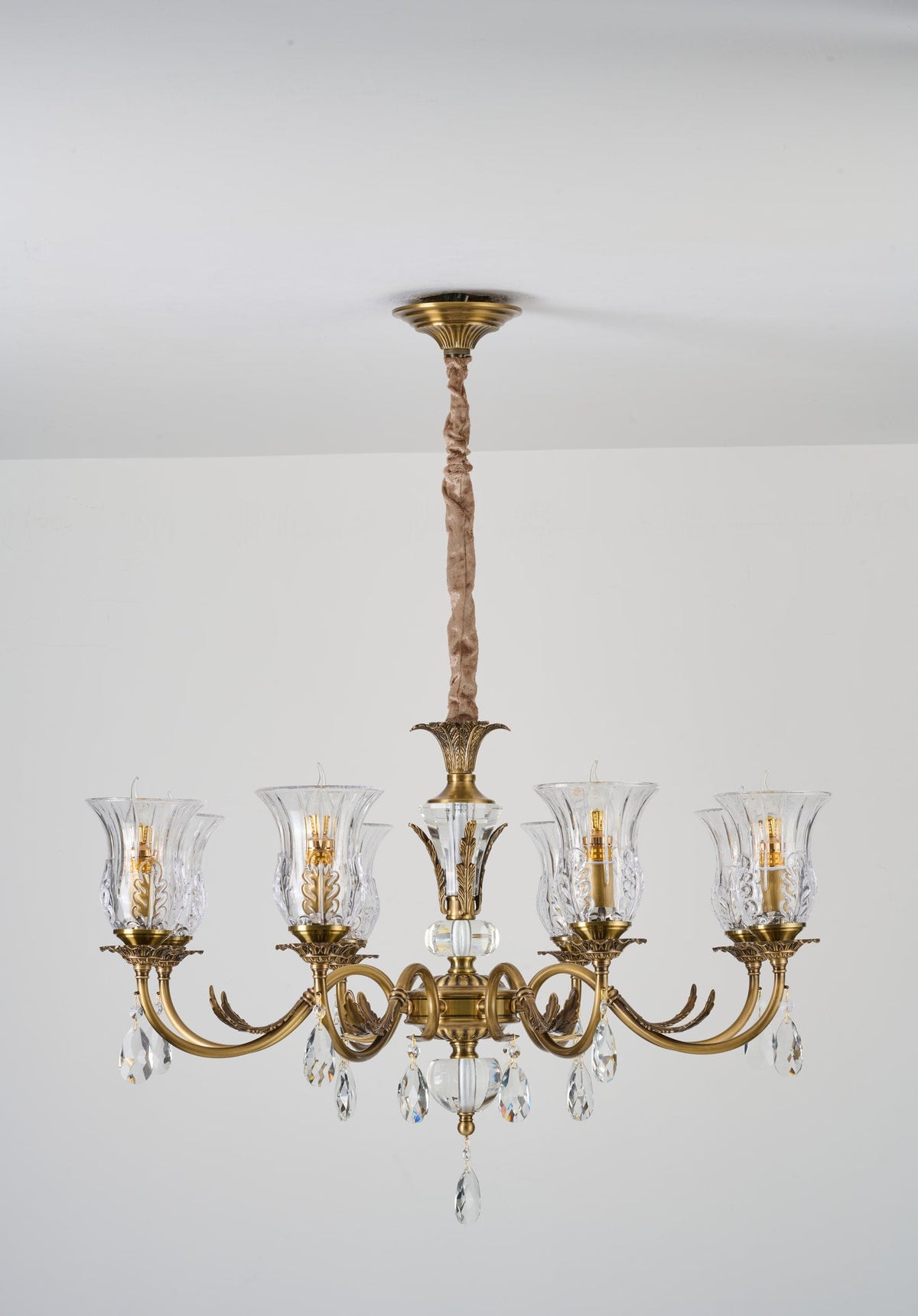 
Complete supplier real photograph of the Vitrelaine eight-light chandelier with ceiling canopy